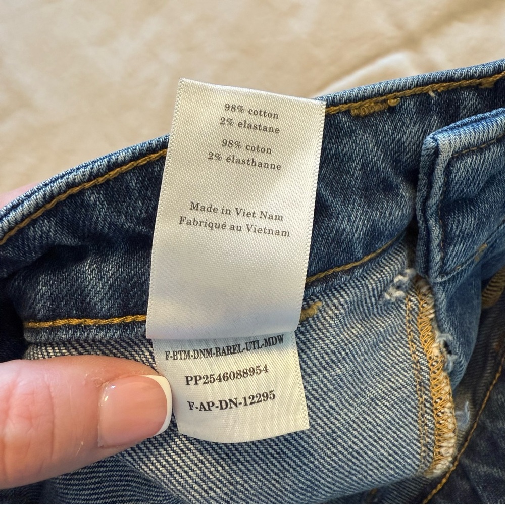 Everlane Utility Barrel Jeans - Picture 6 of 8